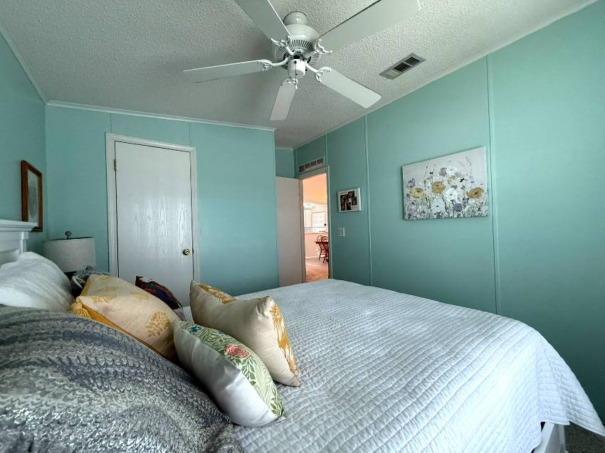 261 Gardenia Lane a Parrish, FL Mobile or Manufactured Home for Sale
